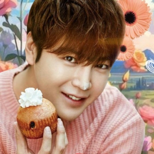 Recent activity shot of Jang Geunsuk