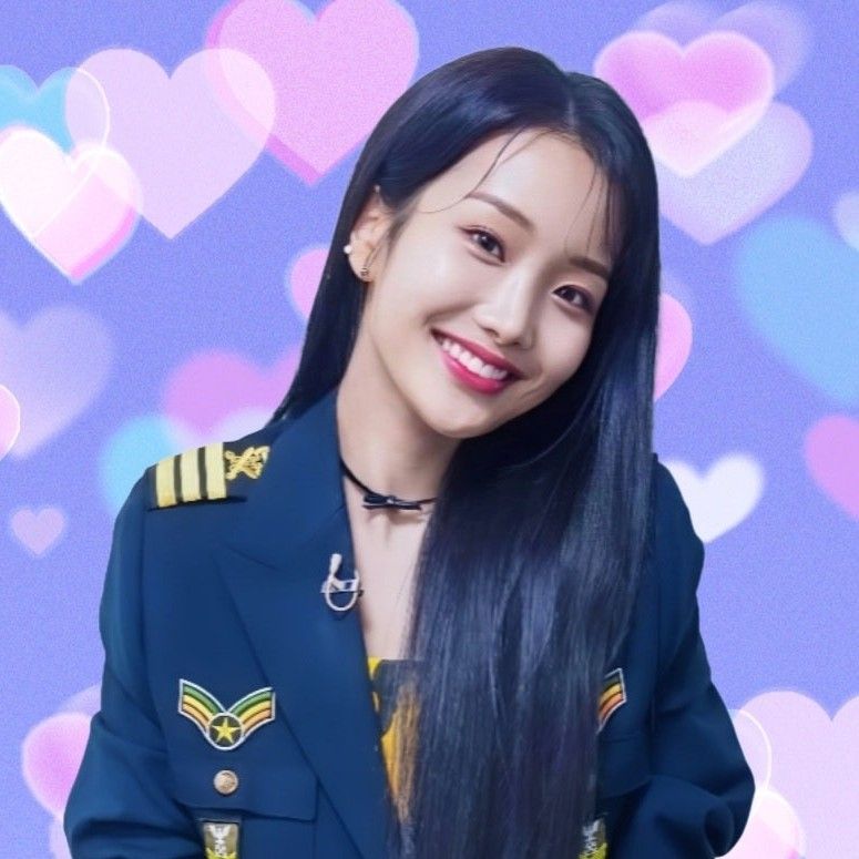 A moment captured by a fan of Kim Soyeon (2004)