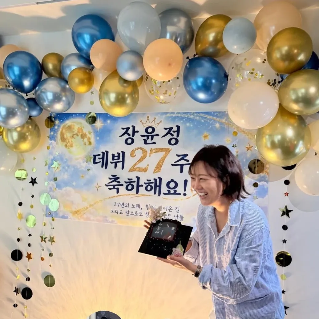 Behind-the-scenes cut of Jang Yoonjeong
