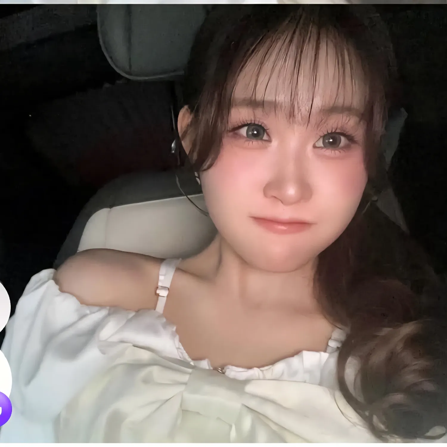 김다현의 비하인드 컷