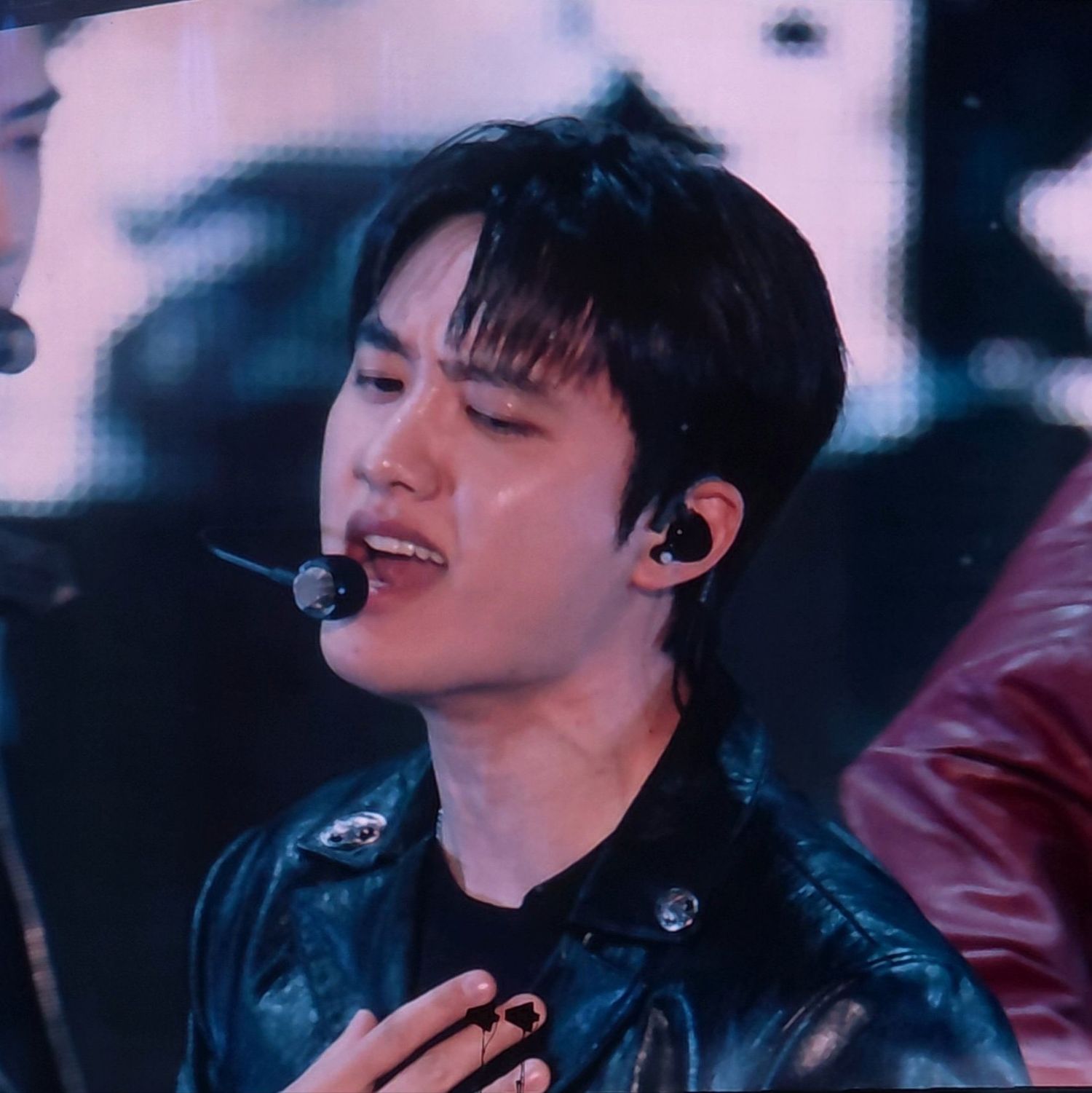 粉絲拍下的都暻秀 (D.O.)瞬間