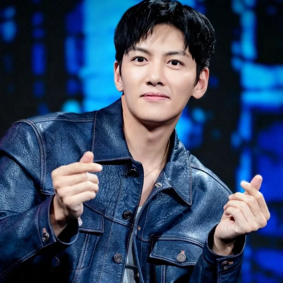 Latest photo of Ji Changwook