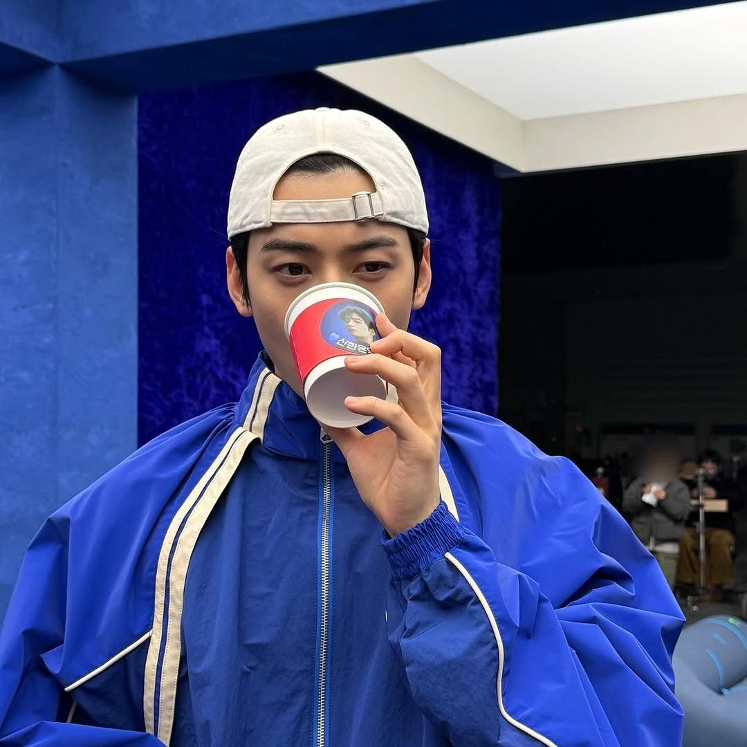 Cuplikan di balik layar dari Cha Eunwoo