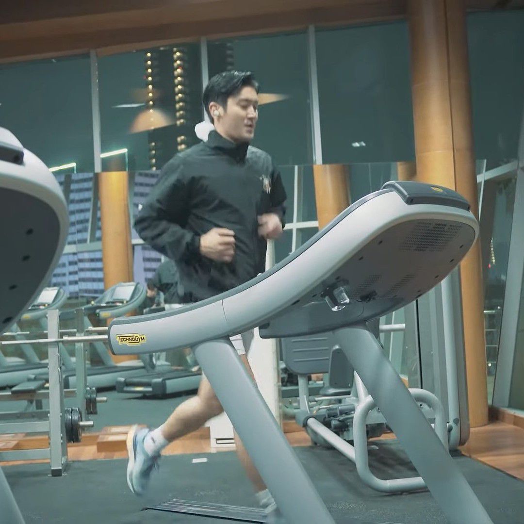 Latest photo of Choi Siwon