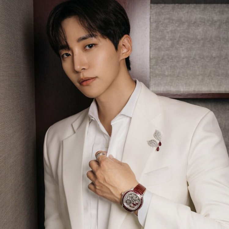 Foto kegiatan terbaru dari Lee Junho