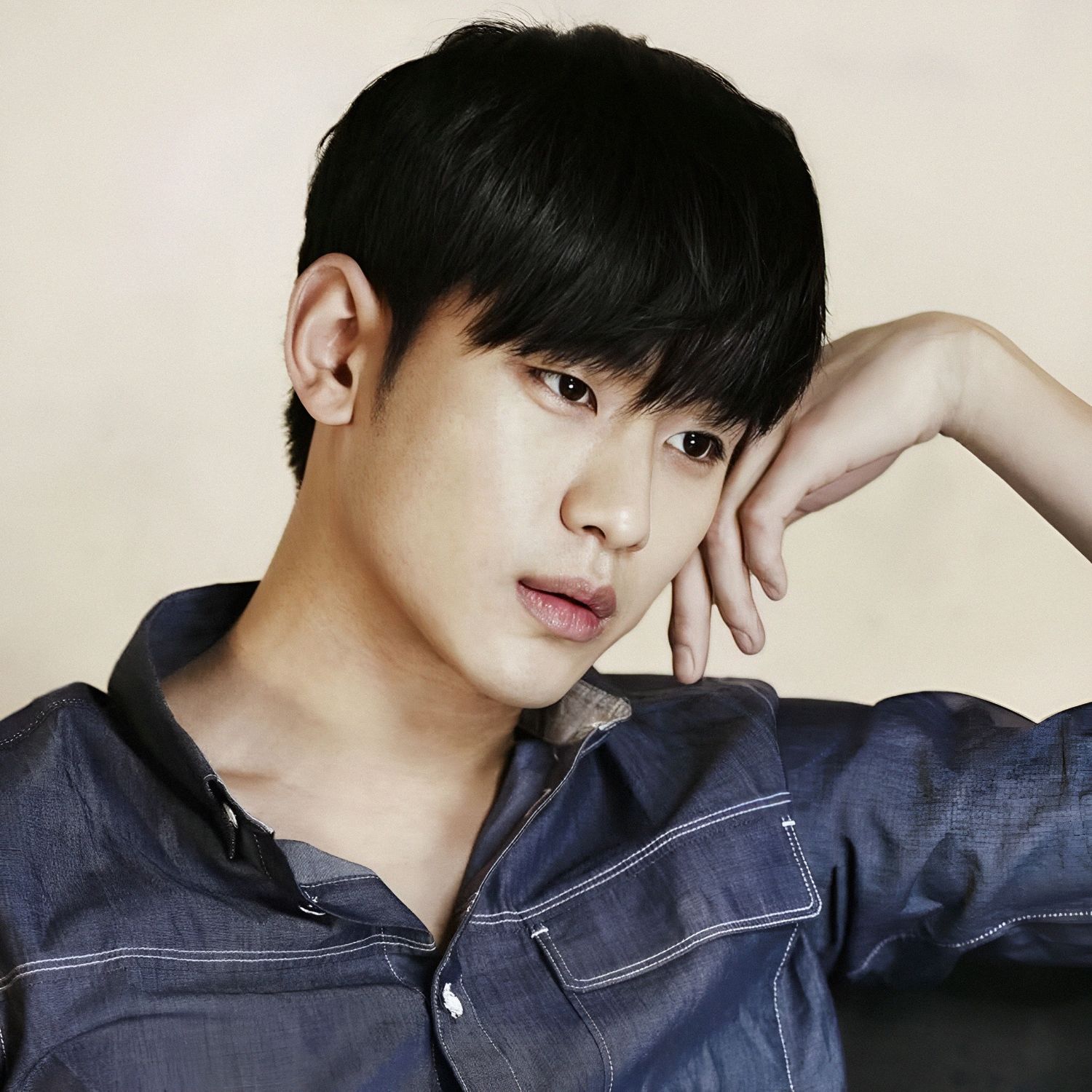 Recent activity shot of Kim Soohyun