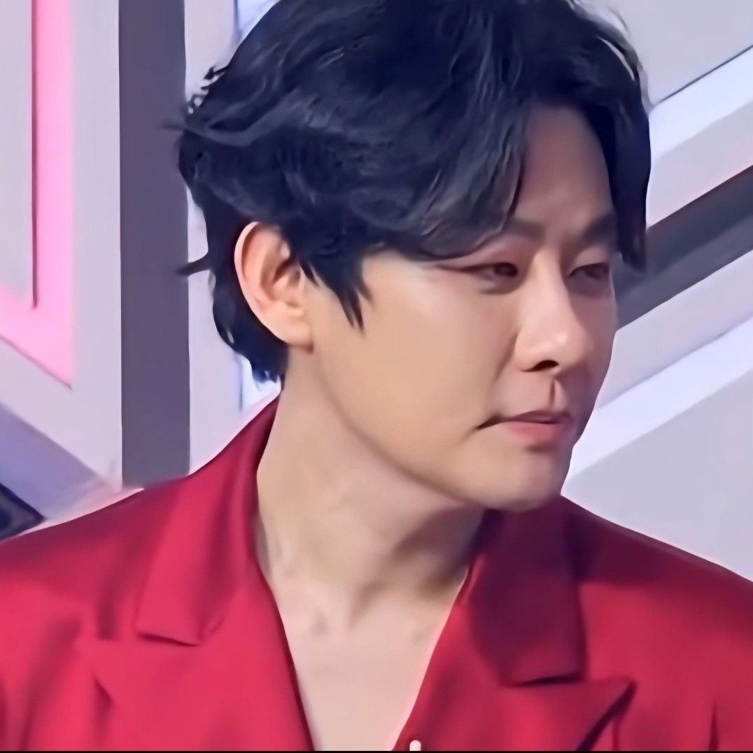 Kang Moonkyung的最新照片