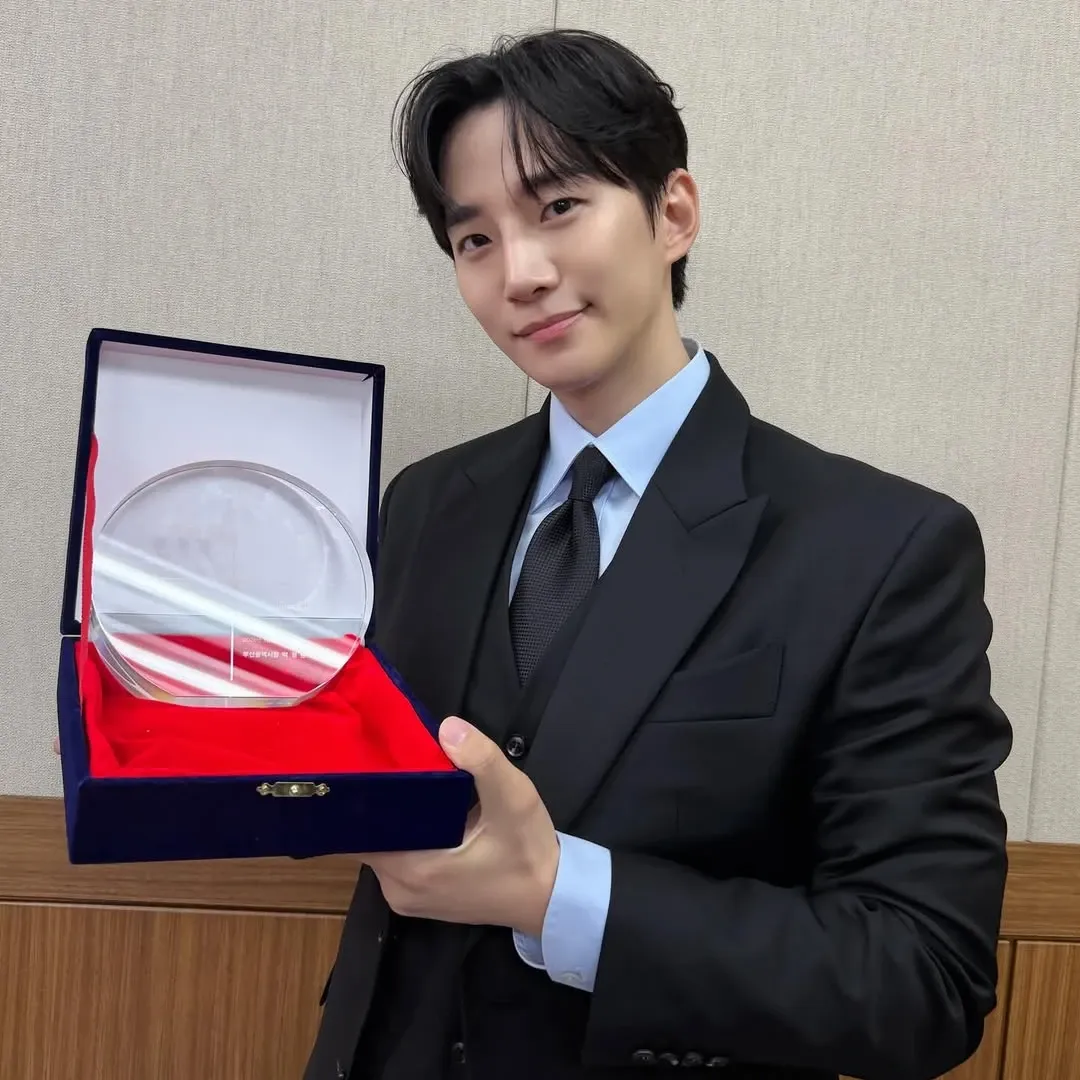 李俊昊的最新照片