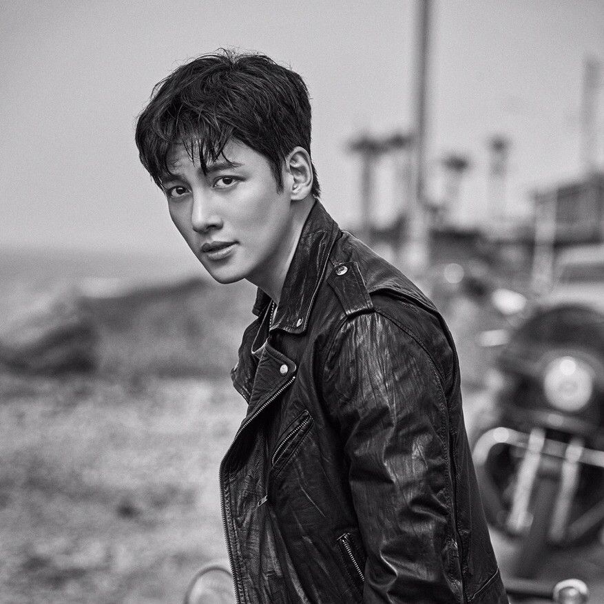 Behind-the-scenes cut of Ji Changwook