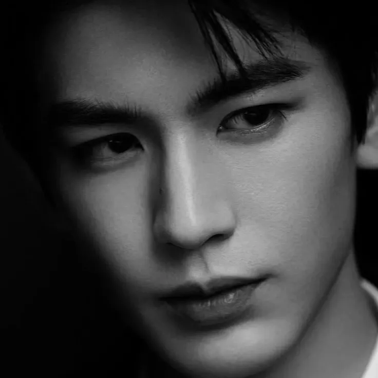 Behind-the-scenes cut of Zhang Linghe