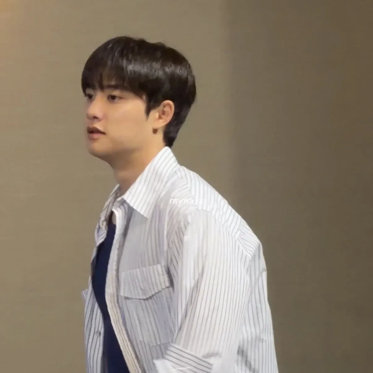 Cuplikan di balik layar dari Doh Kyungsoo (D.O.)