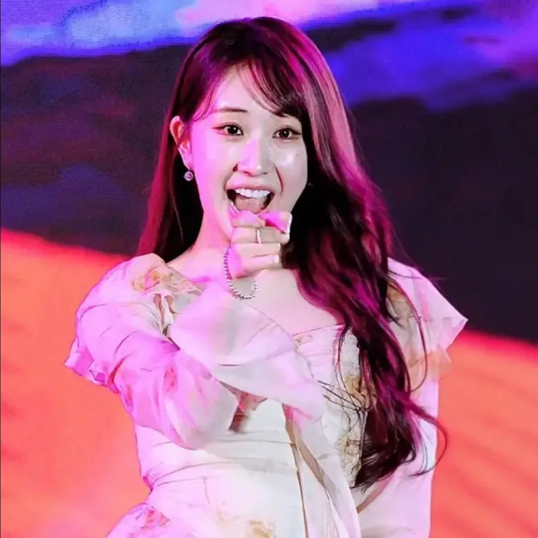 Recent activity shot of Jeon Yujin