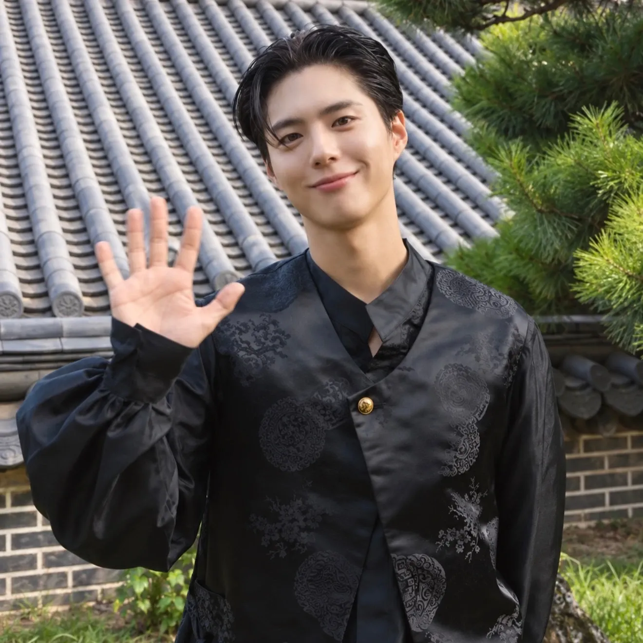 Latest photo of Park Bogum