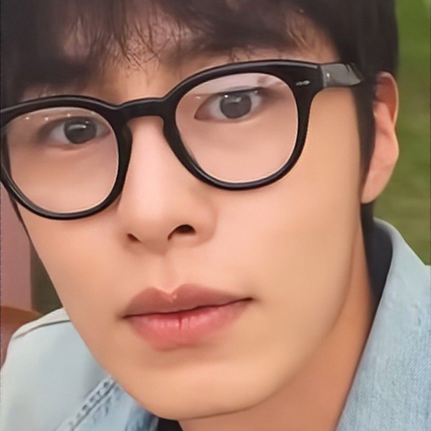 Latest photo of Lee Jaewook