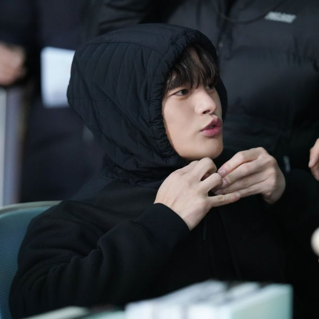 ソ・イングクのビハインドカット