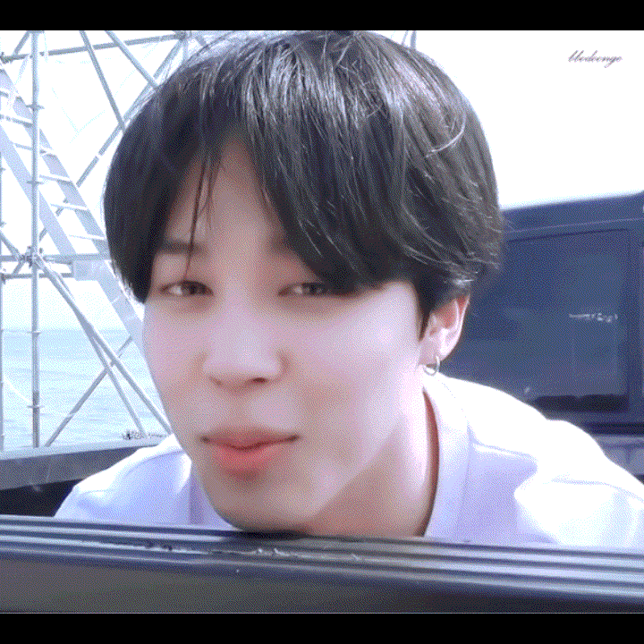 A moment captured by a fan of Ha Jimin