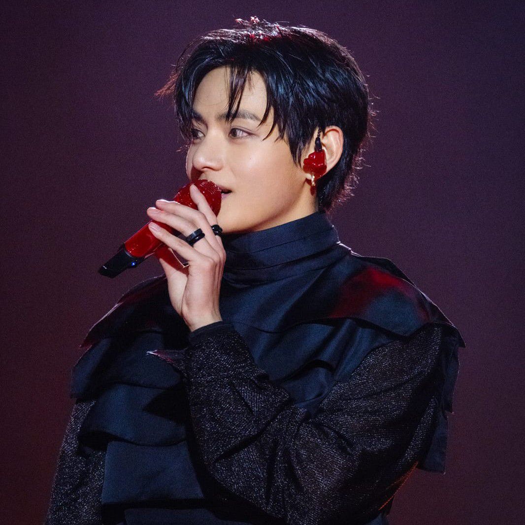 A moment captured by a fan of Kim Taehyung (V)