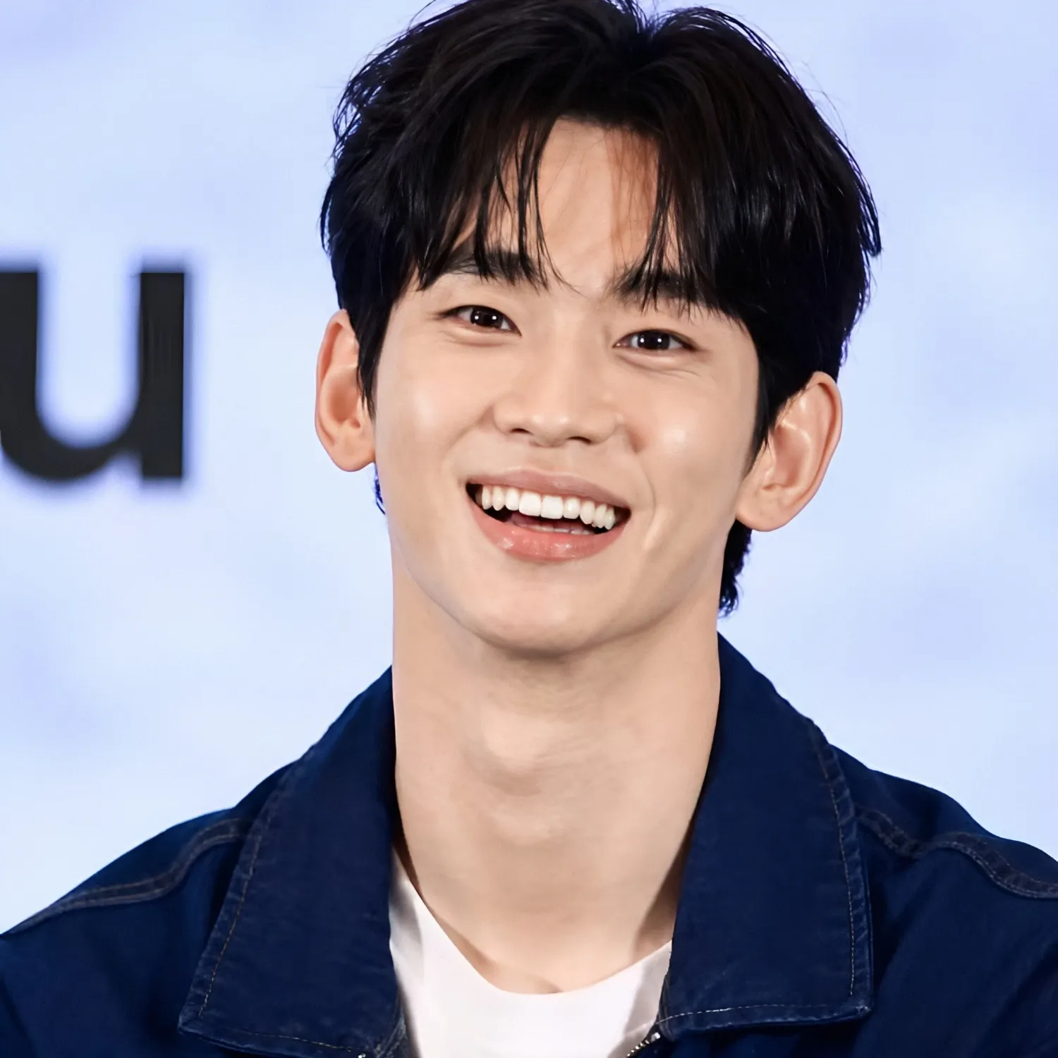 Behind-the-scenes cut of Kim Soohyun