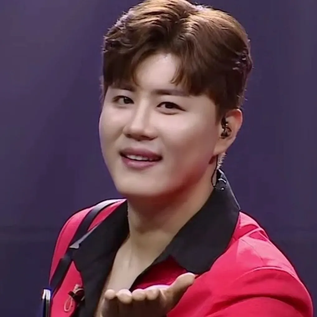 진해성의 비하인드 컷