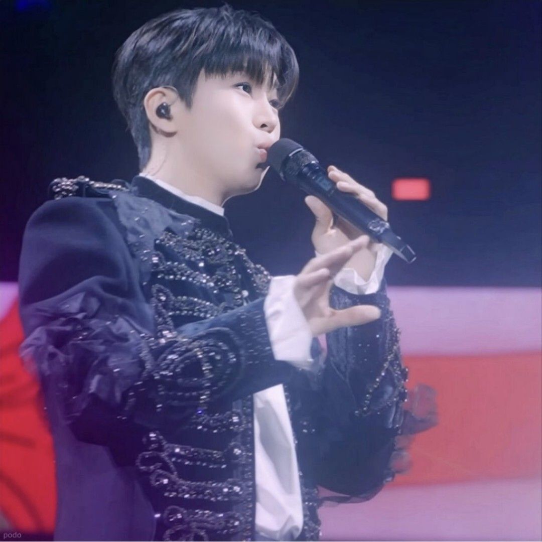 Foto kegiatan terbaru dari Lim Youngwoong