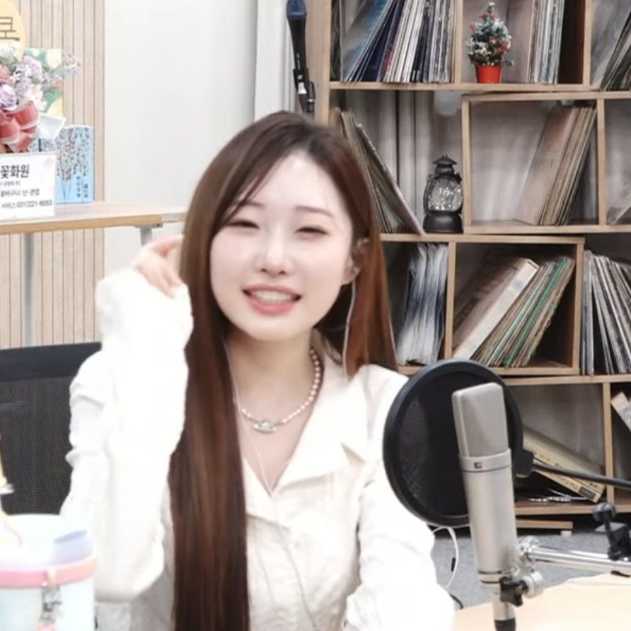 Recent activity shot of Jung Seojoo