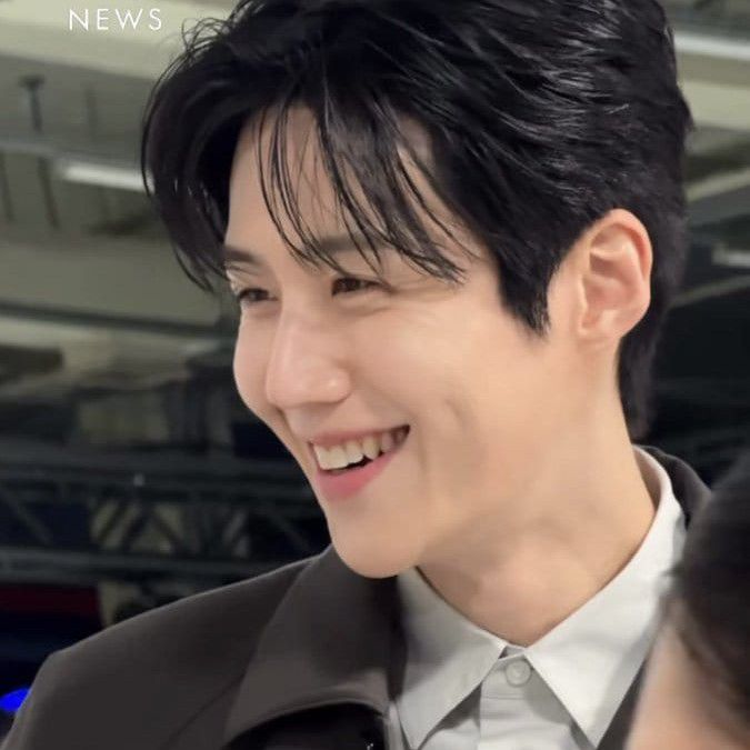 Behind-the-scenes cut of Kim Seonho