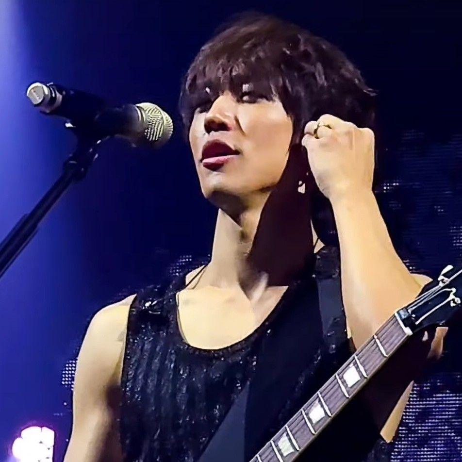 Behind-the-scenes cut of Lee Seungyoon