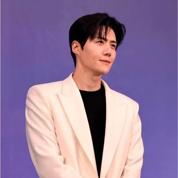 A moment captured by a fan of Kim Seonho