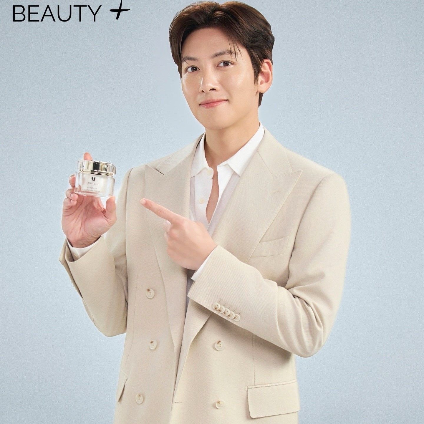 粉丝拍下的池昌旭瞬间