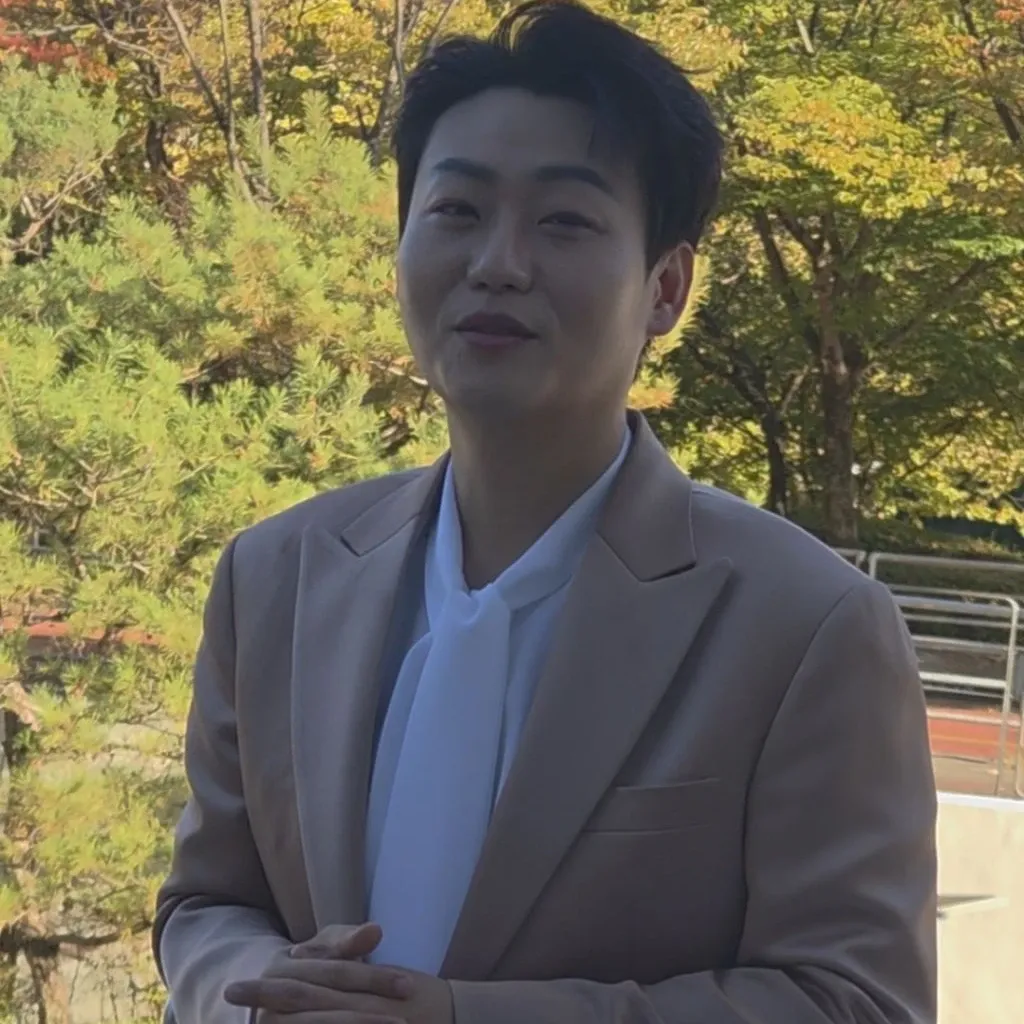 Latest photo of Min Soohyun
