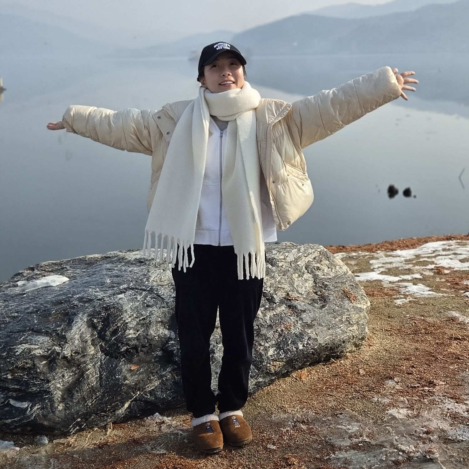 A moment captured by a fan of Ryu Wonjung