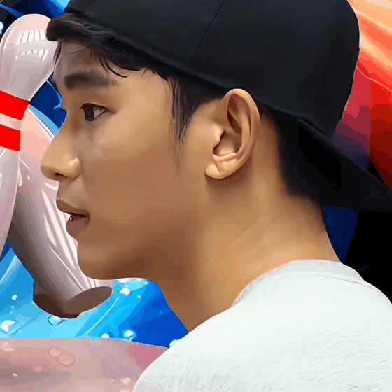 A moment captured by a fan of Kim Soohyun