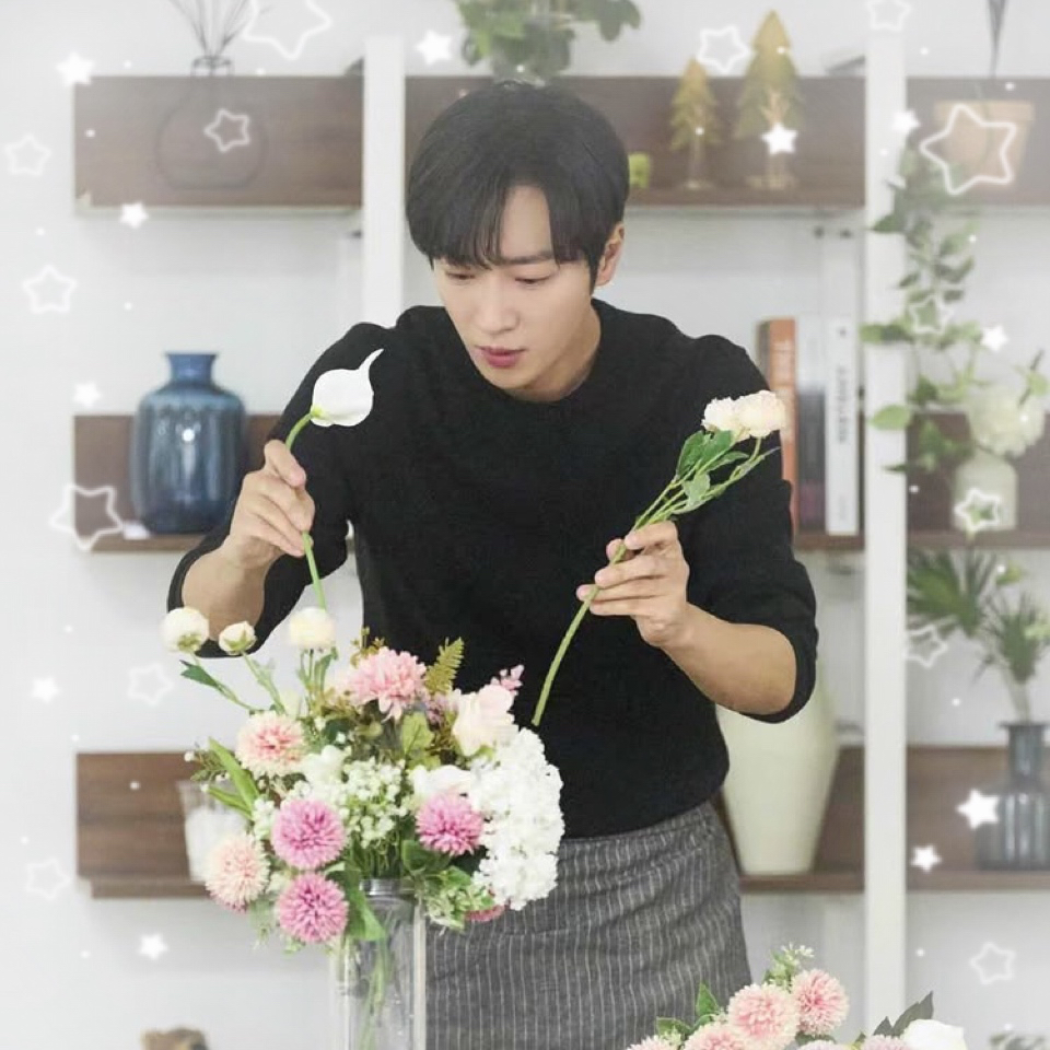 Behind-the-scenes cut of Lee Sangyeob