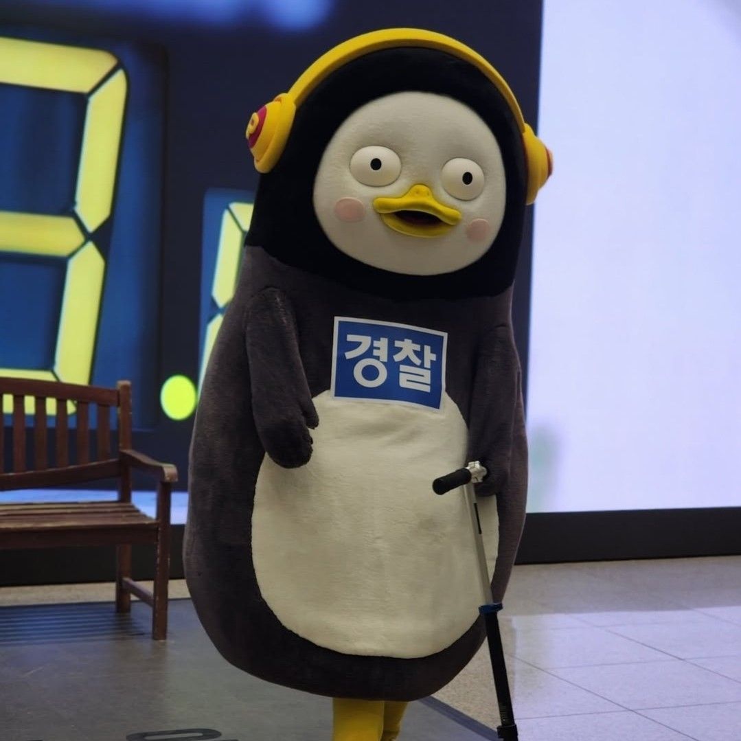 ペンスの最新写真