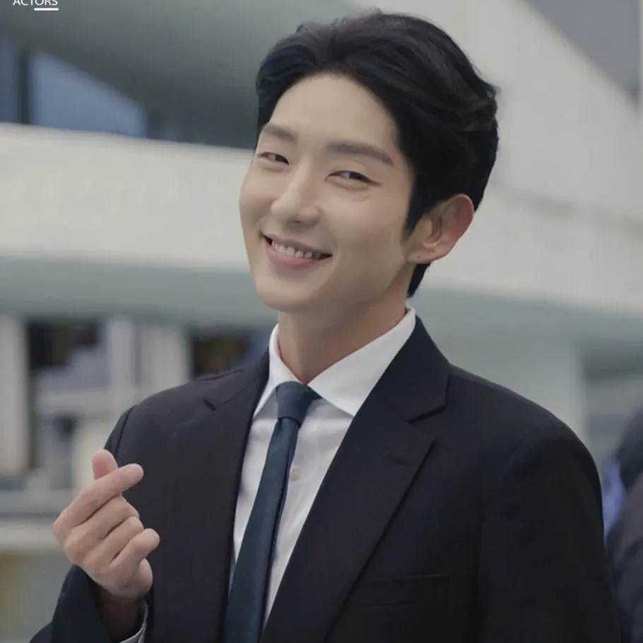 이준기 최근 활동샷