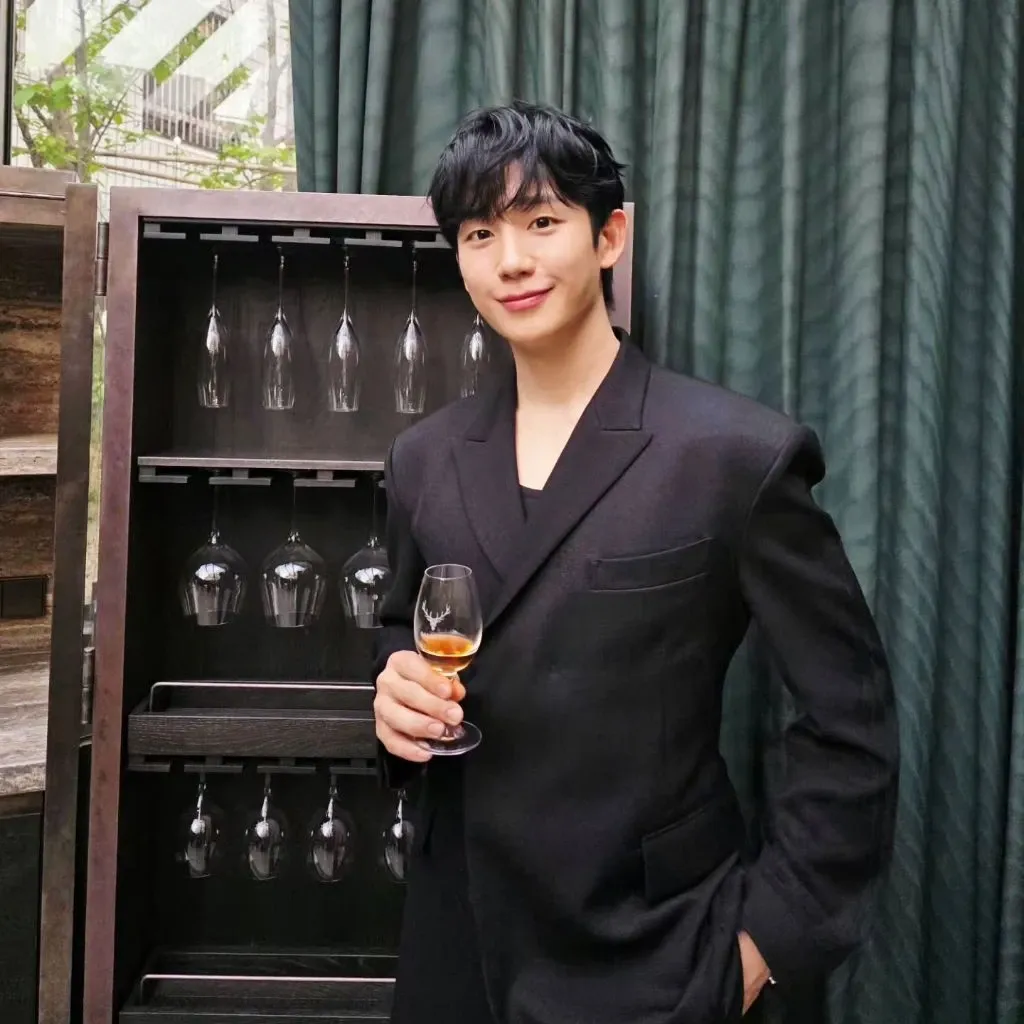 丁海寅的最新照片