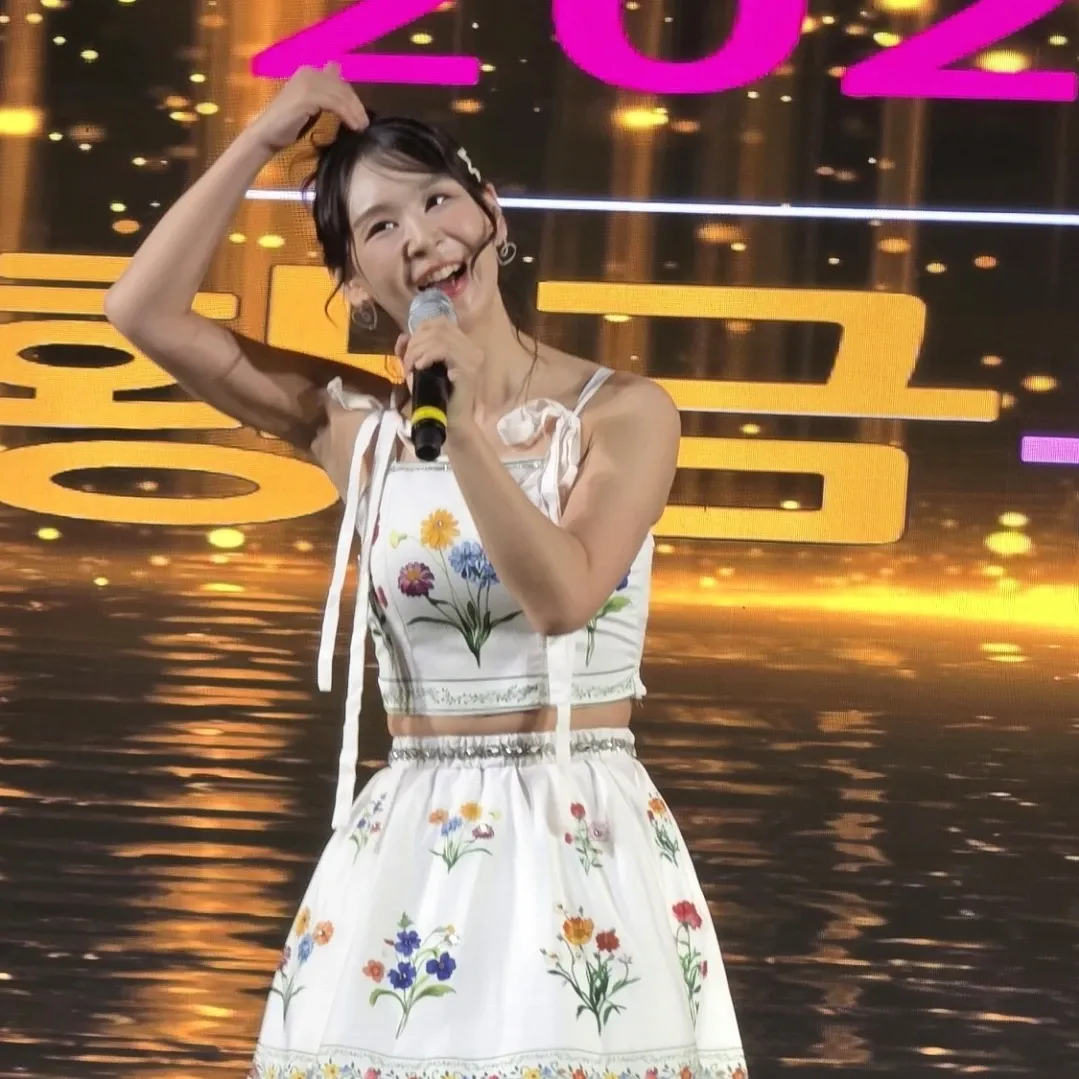Behind-the-scenes cut of Yun TaeHwa