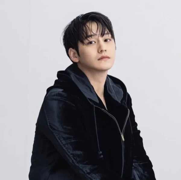 Popular profile photo of Kim Bum loved by fans