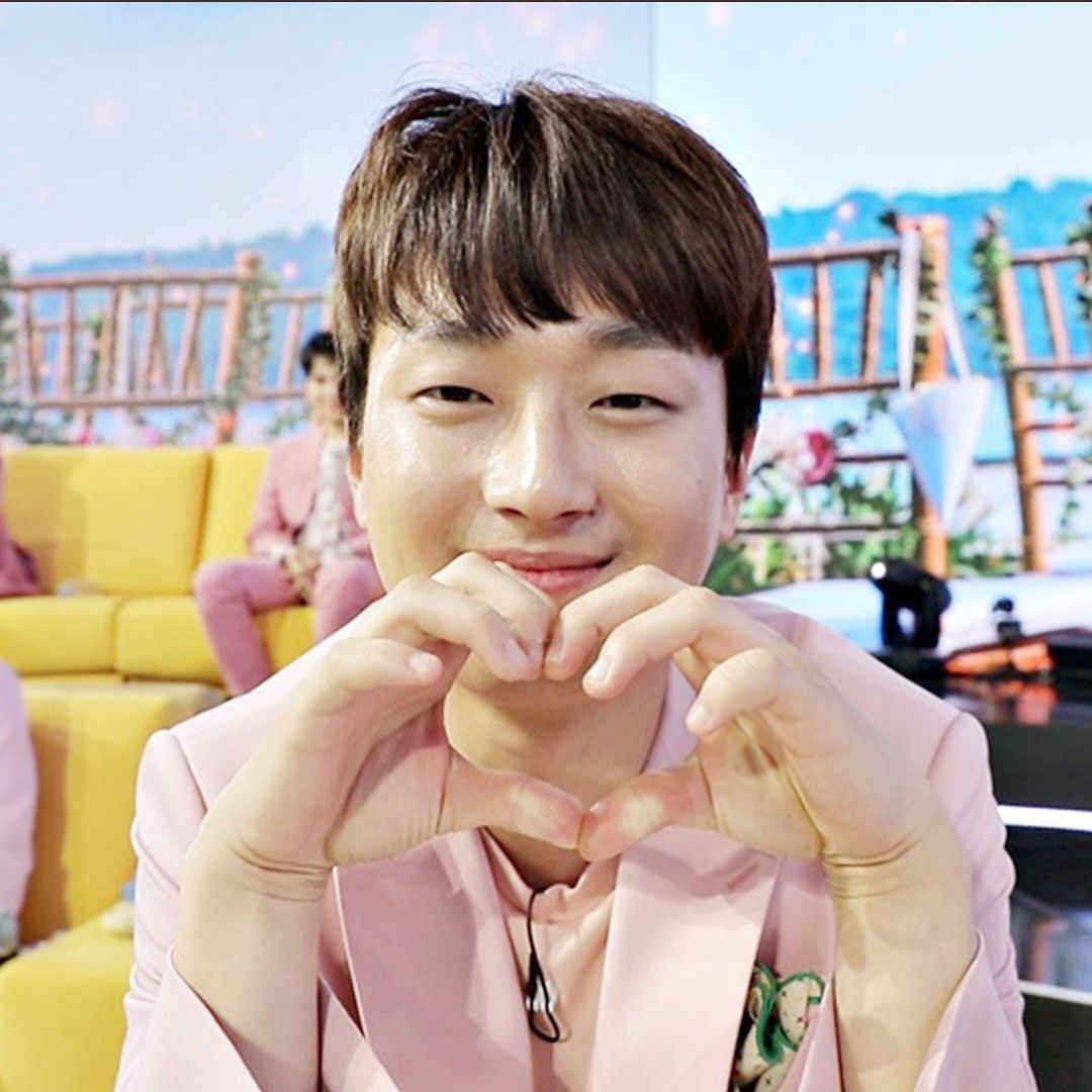 Foto terbaru dari Lee Chanwon