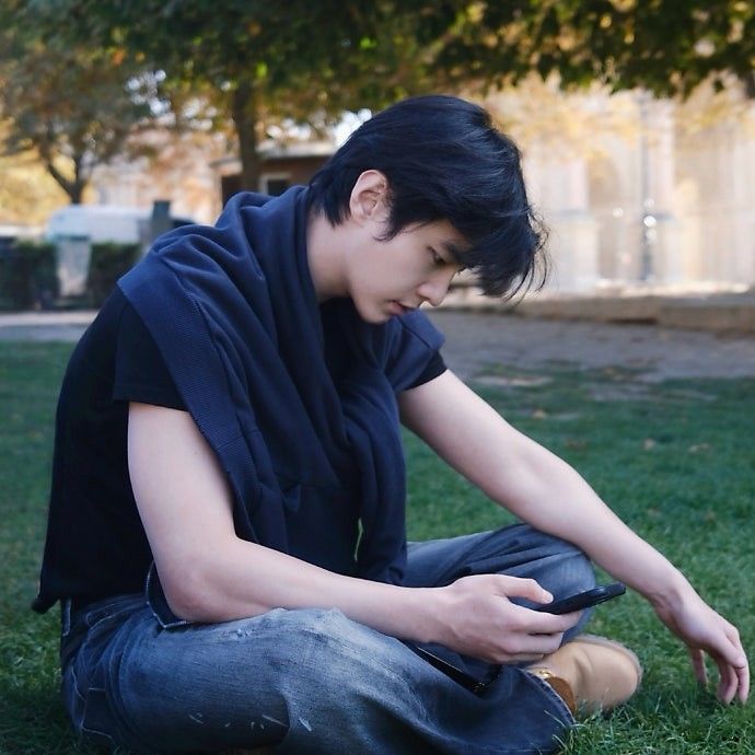 Latest photo of He Yu