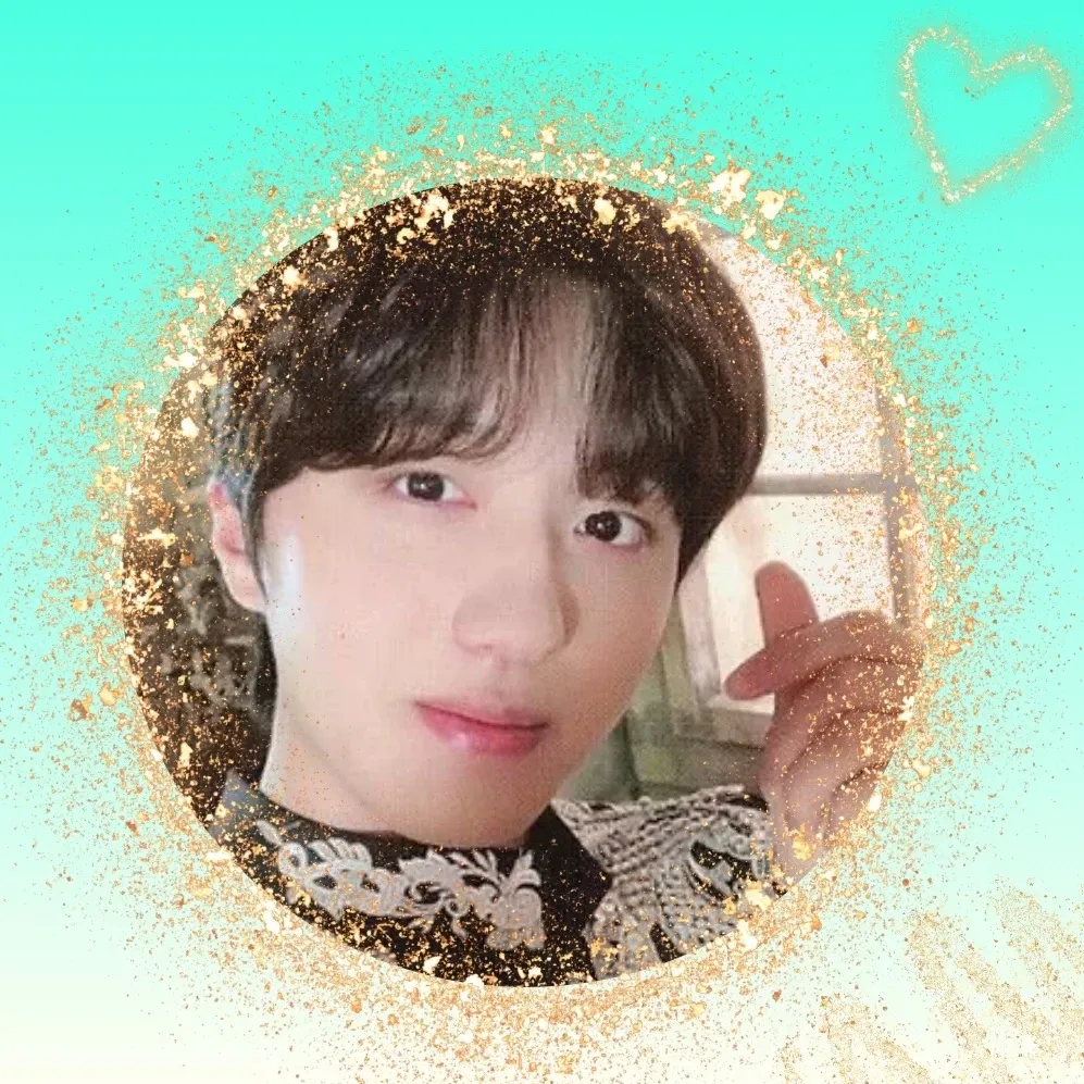 A moment captured by a fan of Chani