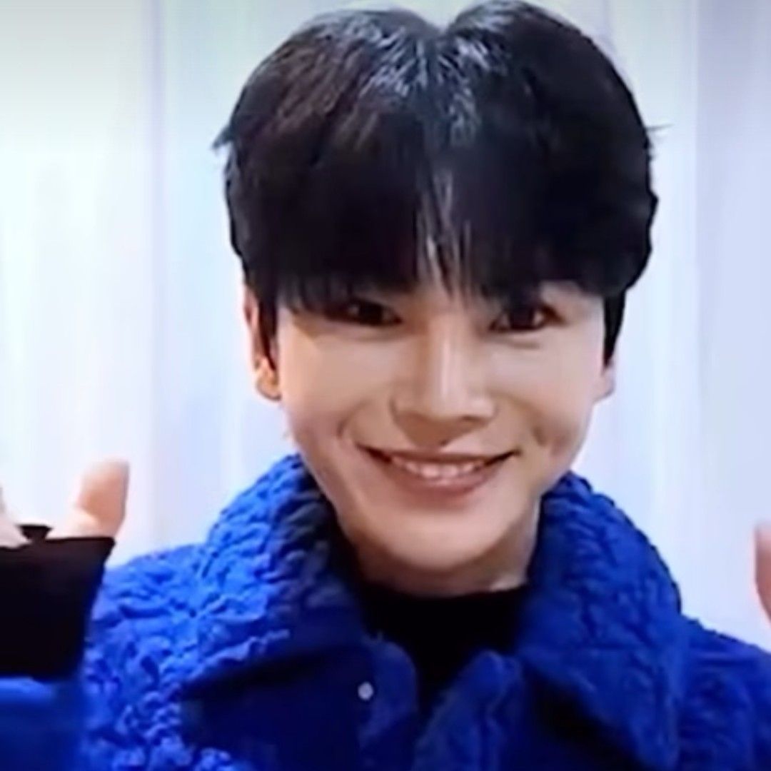 Behind-the-scenes cut of Kim Junsu (1991)