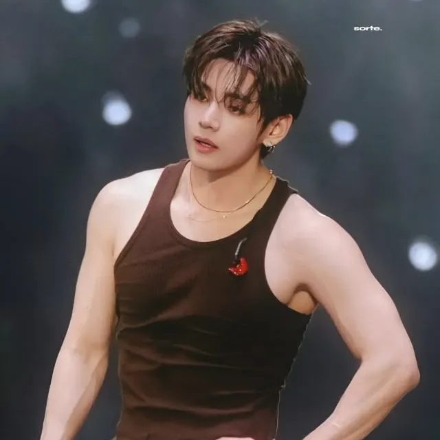 Behind-the-scenes cut of Kim Taehyung (V)