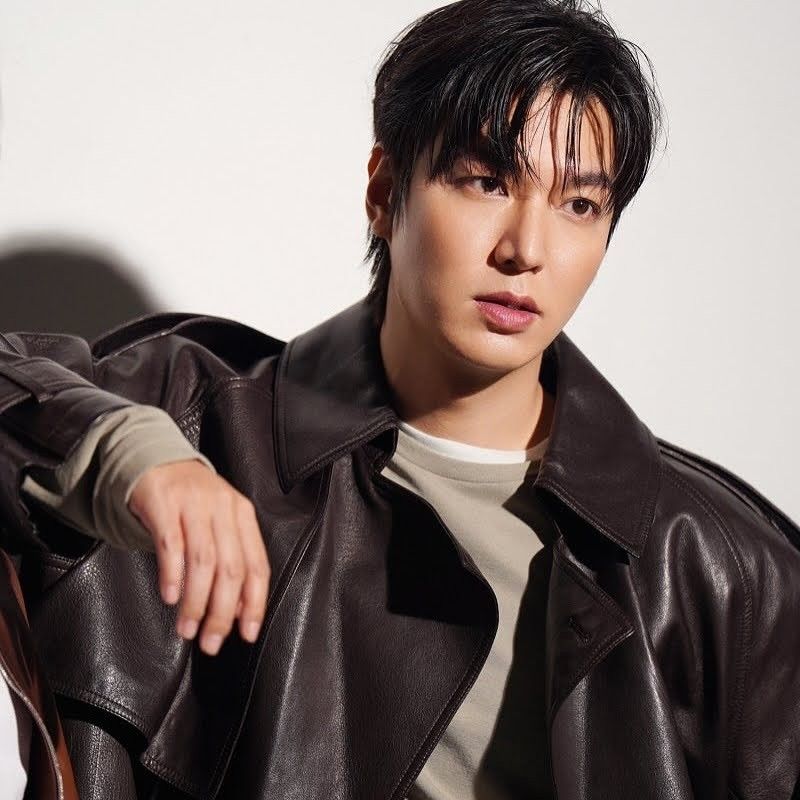 粉絲拍下的李敏鎬瞬間