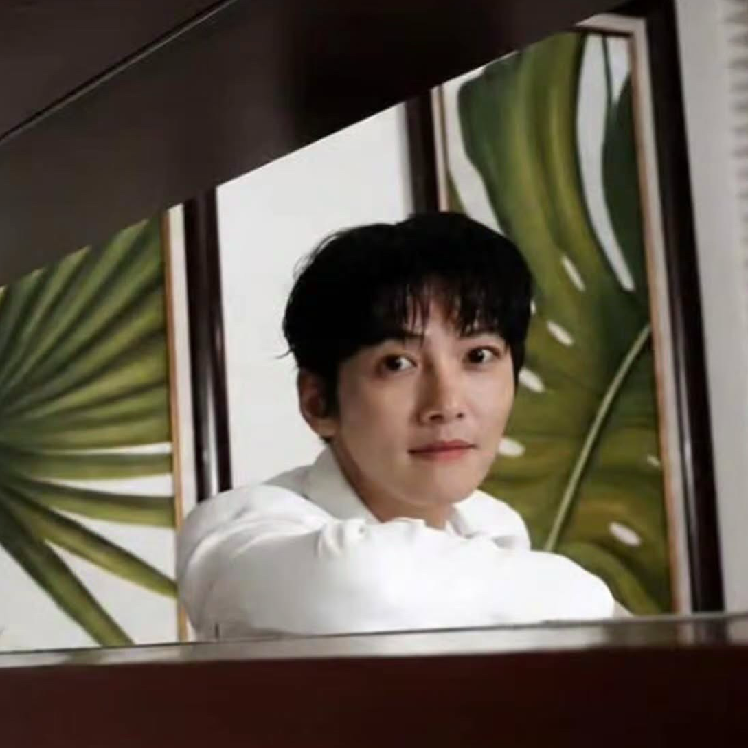 지창욱 최근 활동샷