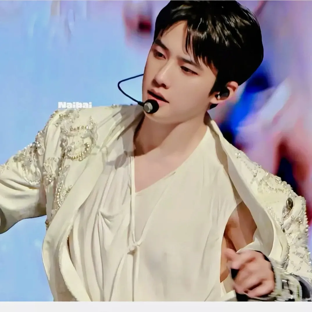 Momen yang diabadikan oleh penggemar Doh Kyungsoo (D.O.)
