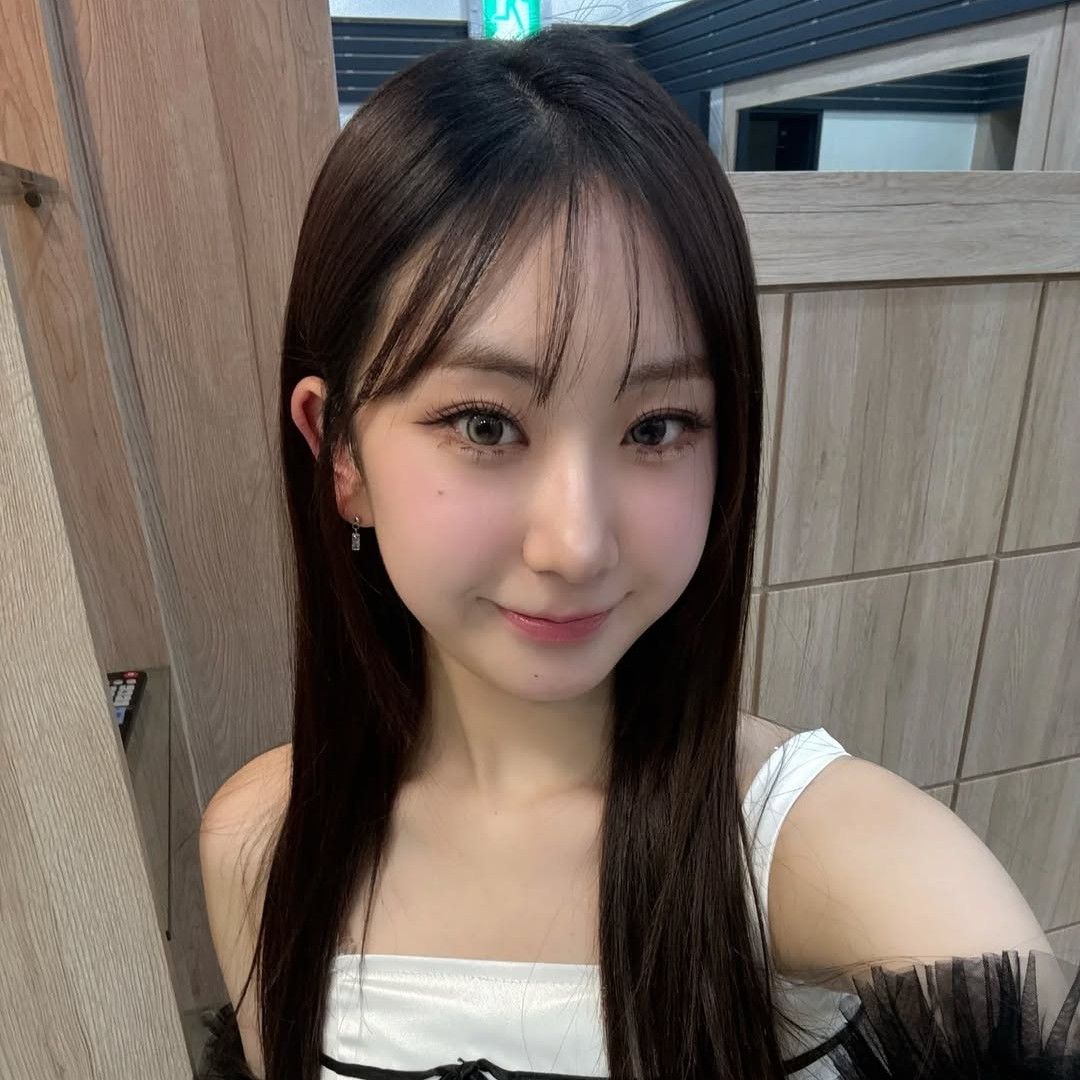 チョン・ユジンの最近の活動ショット