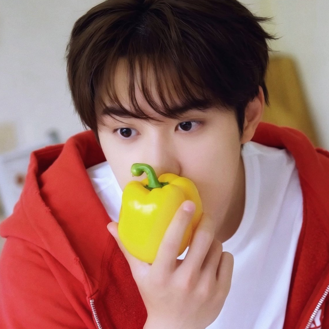 Foto terbaru dari Doh Kyungsoo (D.O.)