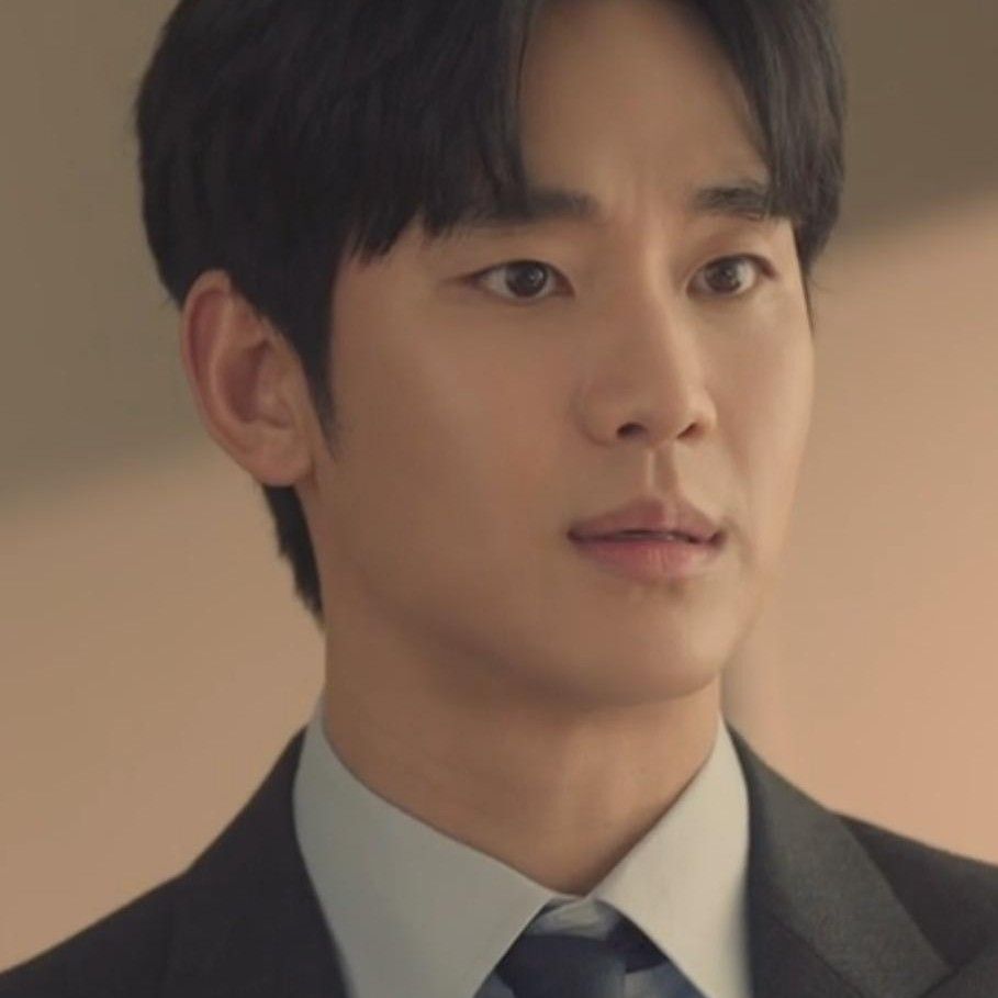 Latest photo of Kim Soohyun