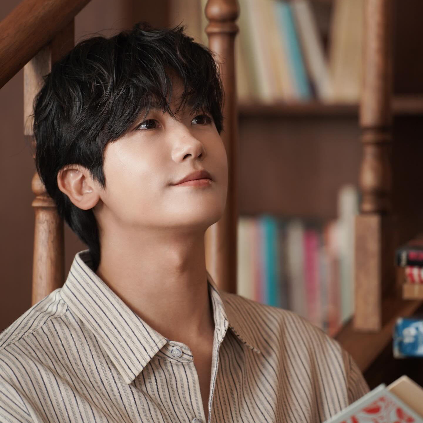 粉丝拍下的朴炯植瞬间